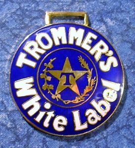 【送料無料】trommers white label beer logo watch fob｜hokushin