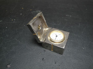 【送料無料】montre sur socle｜hokushin