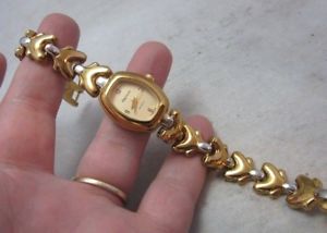 【送料無料】vintage oleg cassini ladys wrist watch two tone gold, silver｜hokushin