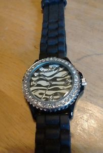 【送料無料】vintage geneva zebra pattern gemmed 5573 watch, running with battery nr b|hokushin