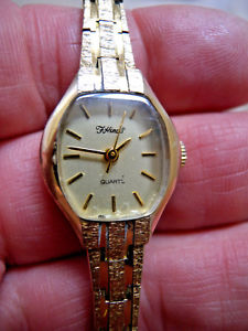 【送料無料】ladies vintage fhinds quartz gold plated bracelet watch with original box 12,395円