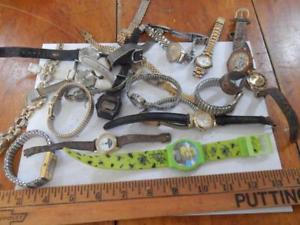 【貨物輸送無料】20 ladies wristwatches, mixed bag, old, , armitron, guess, etc lot 3 腕時計-男女兼用腕時計