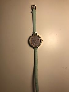 【送料無料】neues angebotbeautiful womens fashion watch unique case｜hokushin
