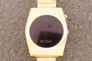 【送料無料】vintage mens helbros led digital wristwatch working and keeping time|hokushin