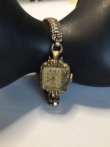 【送料無料】vintage haste gold filled watch wwii era