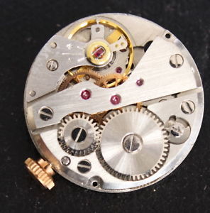 【送料無料】mouvement montre ancienne mcanique 23,5 mm f4721