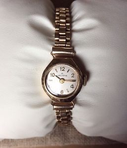 【送料無料】vintage ladies gold helvetia bracelet watch