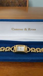 【送料無料】jacqueline kennedy goldtone equestrian panther link bracelet watch