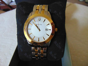 【貨物輸送無料】bulova high polished 18k ionplated gold stainless steel watch must see