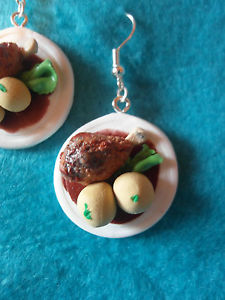 【送料無料】ピアス　オクトーバーフェストポークローストポークシャンクピアス　ohrringe oktoberfest schweinebraten schweinehaxe fimo trachten wiesn 37003