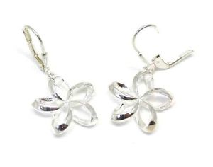 【送料無料】ピアス　シルバーハワイアンオープンフローティングフランジパニ185mm silber 925 hawaiischer en schwebende frangipani blume auf brisuren