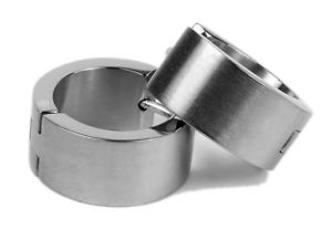 【送料無料】ピアス　レディースタイタンピアス　ピアス　フープ