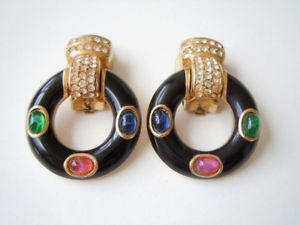 【送料無料】ピアス　エナメルピアス　ガラスラインストーンｇgross ohrclips mit emaille,farbsteinen aus glasstrass 29,7 g3,8 x 2,8 cm