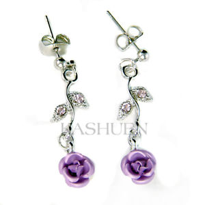 【送料無料】ピアス　ライラックパープルローズスワロフスキークリスタルピアス　flieder lila rose blume blumenmuster mit swarovski kristall braut ohrringe s｜hokushin