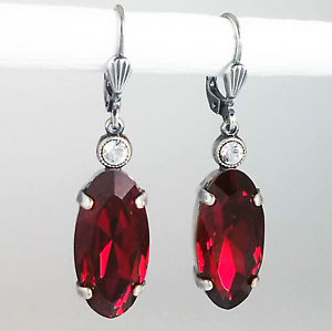 【送料無料】ピアス　ピアス　スワロフスキークリスタルシルバーサイアムgrevenkmper ohrringe swarovski kristall silber oval gro 18 mm rot red siam
