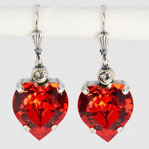 【送料無料】ピアス　ピアス　スワロフスキークリスタルシルバーハートサイアムクリアgrevenkmper ohrringe swarovski kristall silber herz 15 mm klar rot light siam