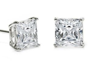 【送料無料】ピアス　ゴールドプリンセススタッドピアス　ピアス　カートカット