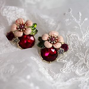 【送料無料】ピアス ピアス クリップフラワーローズリーフグリーンレッドohrringe clips blume rose blatt grn rot abend ehe geschenk|hokushin