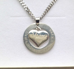 【送料無料】ネックレス　カスタムファミリーペンダントネックレスgravure personnalise famille collier pendentif en coeur pour maman choose noms