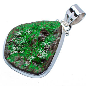 【送料無料】ネックレス　グラナダスターリングシルバーrare uvarovite grenade pendentif en argent sterling 925 41cm ana co bijoux 12,586円
