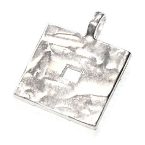 【送料無料】ネックレス　モダニストペンダントスクエアbiche de bere pendentif moderniste plaqu argent carr bijou pendant