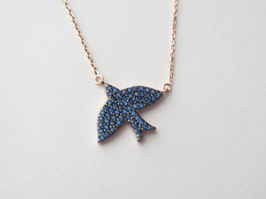 【送料無料】ネックレス　ゴールドトルコスターリングシルバークランプサファイアローズhirondelle turque or rose en argent sterling 925 saphir collier oiseau