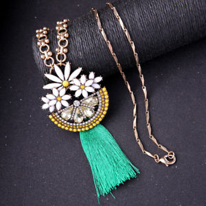 【送料無料】ネックレス　ネックレスポンポンレトロcollier sautoir long pendandtif dor gros floral blanc pompon vert retro ddz2