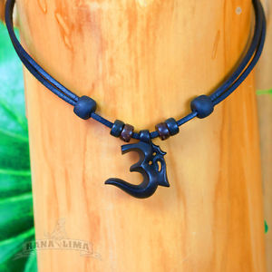 【送料無料】ネックレス　シンボルサーフヨガnoir collier en cuir om signe symbole buddha yoga yin yang de surfer