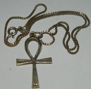 【送料無料】ネックレス　クロスcollier avec croix en argent
