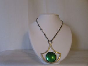 【送料無料】ネックレス　ビンテージクランプエナメルcollier vintage 70 mtal argent et mail vert