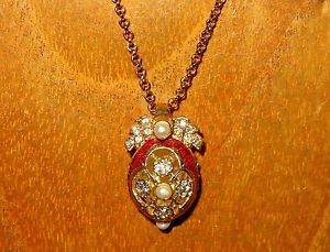 【送料無料】ネックレス　ロシアレッドカラーエナメルスワロフスキークリスタルエッグpendentif russe authentique collier rouge maille cristaux swarovski oeuf｜hokushin