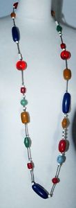 【送料無料】ネックレス　ネックレスビーズcollier sautoir ancien perles en rsine colore