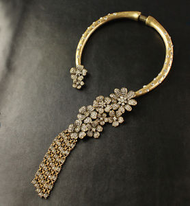 【送料無料】ネックレス タッセルフリンジフラワークリスタルバロックラスクランプcollier ras du cou rigid tassel fringe fleur cristal transparent baroque osc 6|hokushin