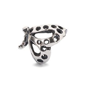【送料無料】ネックレス　バタフライダンスauthentic trollbeads dancing butterfly farfalla danzante tagbe10102