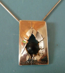 【送料無料】ネックレス シドニークランプパリcollier sydney carron paris 2 x 3,1 cm mtal plaqu argent|hokushin