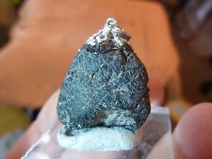 【送料無料】ネックレス　サファイアペンダントpendentif en saphir brut 815 cts