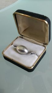 【送料無料】ネックレス　ラグビーボールpendentif ancien ballon de rugby en mtal argent