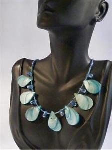 【送料無料】ネックレス　ガラスビーズネックレスfait la main bleu turquoise coque et perle en verre collier cg1897｜hokushin
