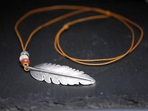 【送料無料】ネックレス　リアルシルバーペンセラミックビーズcollier en cuir vritable avec argent plume et cramique perles