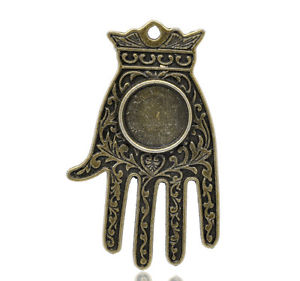 【送料無料】ネックレス　ブロンズカラーペンダントハンド50 pendentifs charms main de fatma couleur bronze 35x60mm｜hokushin
