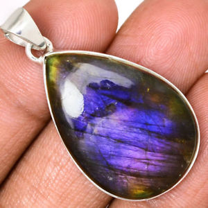 【送料無料】ネックレス ペンダントケースマウントpendentif protection labradorite violet trs rare monture argent 925 ref 6472