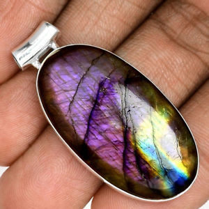 【送料無料】ネックレス　ペンダントケースマウントpendentif protection labradorite violet trs rare monture argent 925 ref 9614