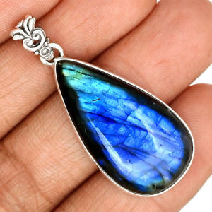 【送料無料】ネックレス　ペンダントマウントシルバーpendentif protection labradorite monture argent 925 ref 6973