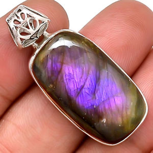 【送料無料】ネックレス　ペンダントケースマウントpendentif protection labradorite violet trs rare monture argent 925 ref 9865
