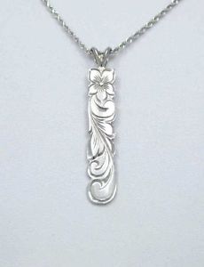 【送料無料】ネックレス　ハワイアンゴールドプルメリア14k blanc solide or hawaen 8mm plumeria fleur volutes vertical pendentif 47,988円