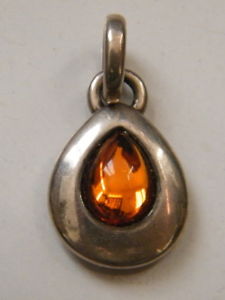 【送料無料】ネックレス　ペンダントシルバージュエルアガサpendentif bijou argent agatha avec rsine orange en poire,n892｜hokushin