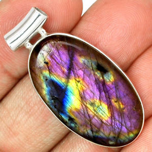 【送料無料】ネックレス　ペンダントケースマウントpendentif protection labradorite violet trs rare monture argent 925 ref 9103 18,235円