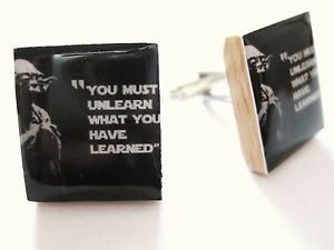 【送料無料】メンズアクセサリ―　カフスボタンスターウォーズカフスボタンヨーダムービーカフスボタンヨーダyoda cufflinks ~ star wars cufflinks yoda quote handmade movie cufflinks yoda