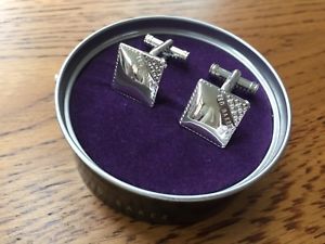 送料無料 メンズ付属物 Ted Baker Polishedtone Squareロゴcufflinksbnibted Baker Polished Silver Tone Square Logo Cufflinks Bnib Newbyresnursery Com