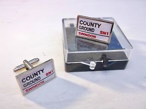 【送料無料】メンズアクセサリ―　スウィンドンバッジメンズカフスボタンサインswindon town street badge road sign mens cufflinks gift